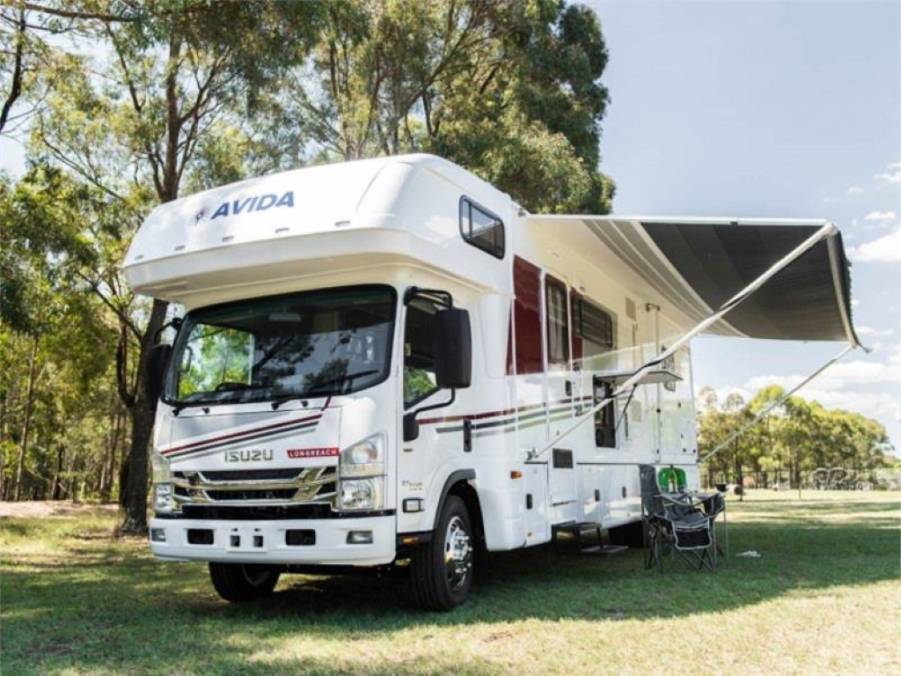 Longreach Flagship Motorhome