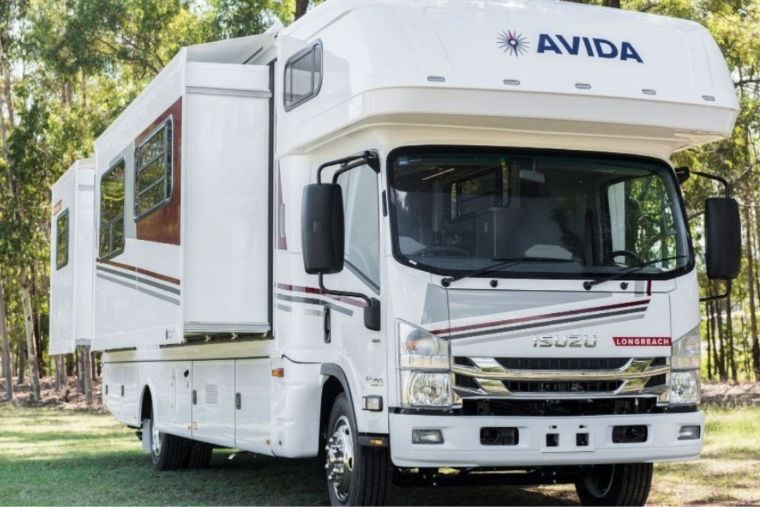 Two Rooms in One Rig: See How Esperance’s Slide-Out Creates a Private Suite